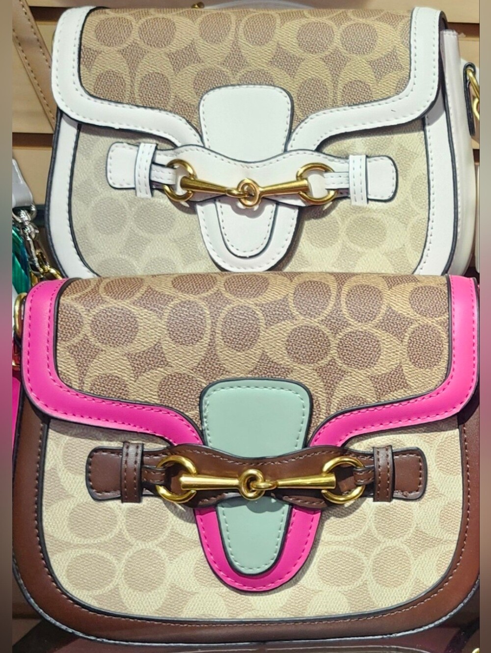 📦Crossbody small bag with Pink Trim and Mint Accent - Picture 10 of 10